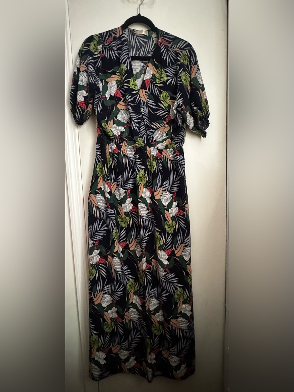 Seven islands Tropical Print Black maxi Dress with Green & Beige Leaves.